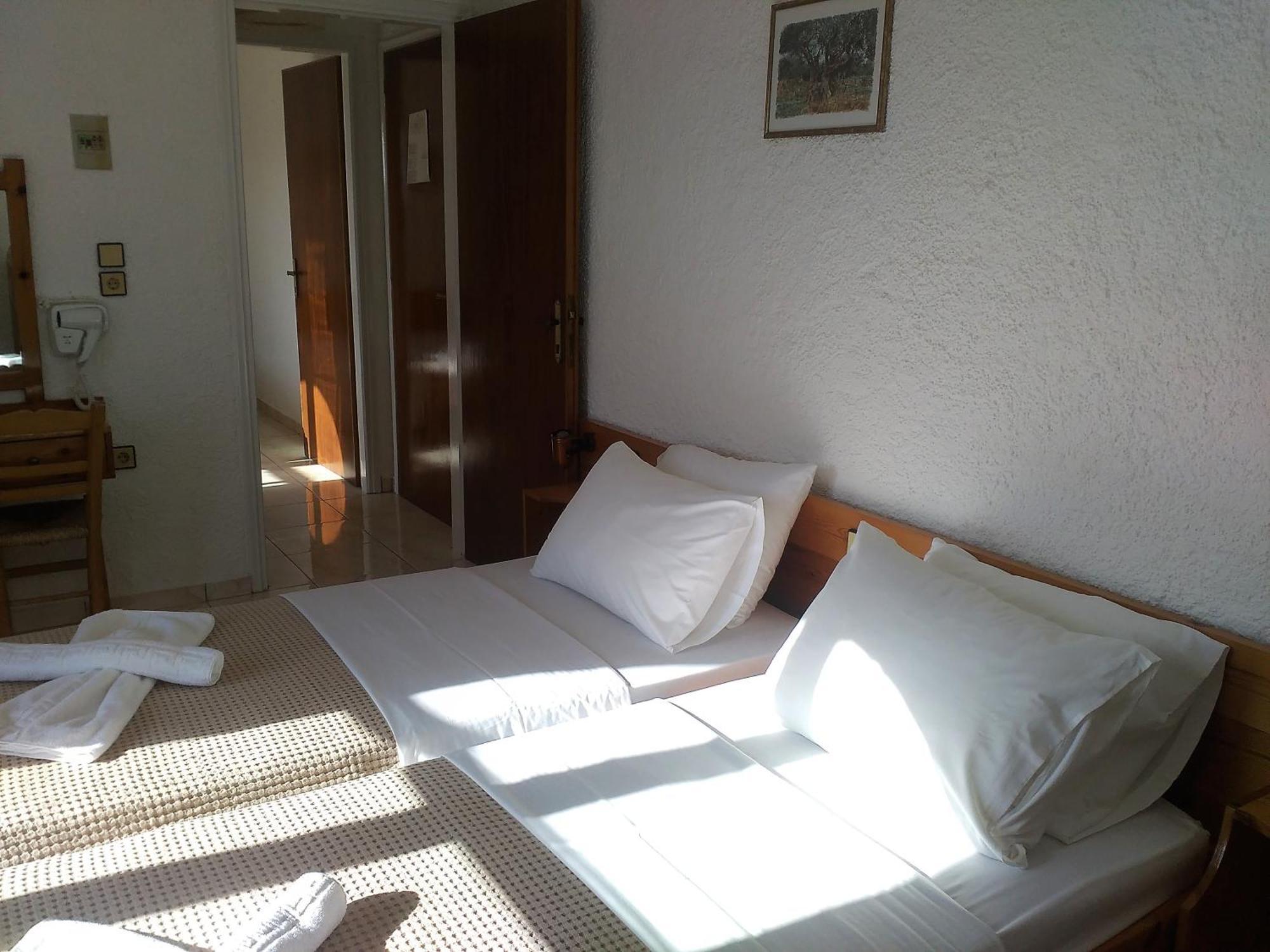 Lefka Hotell Kolimvarion Exteriör bild